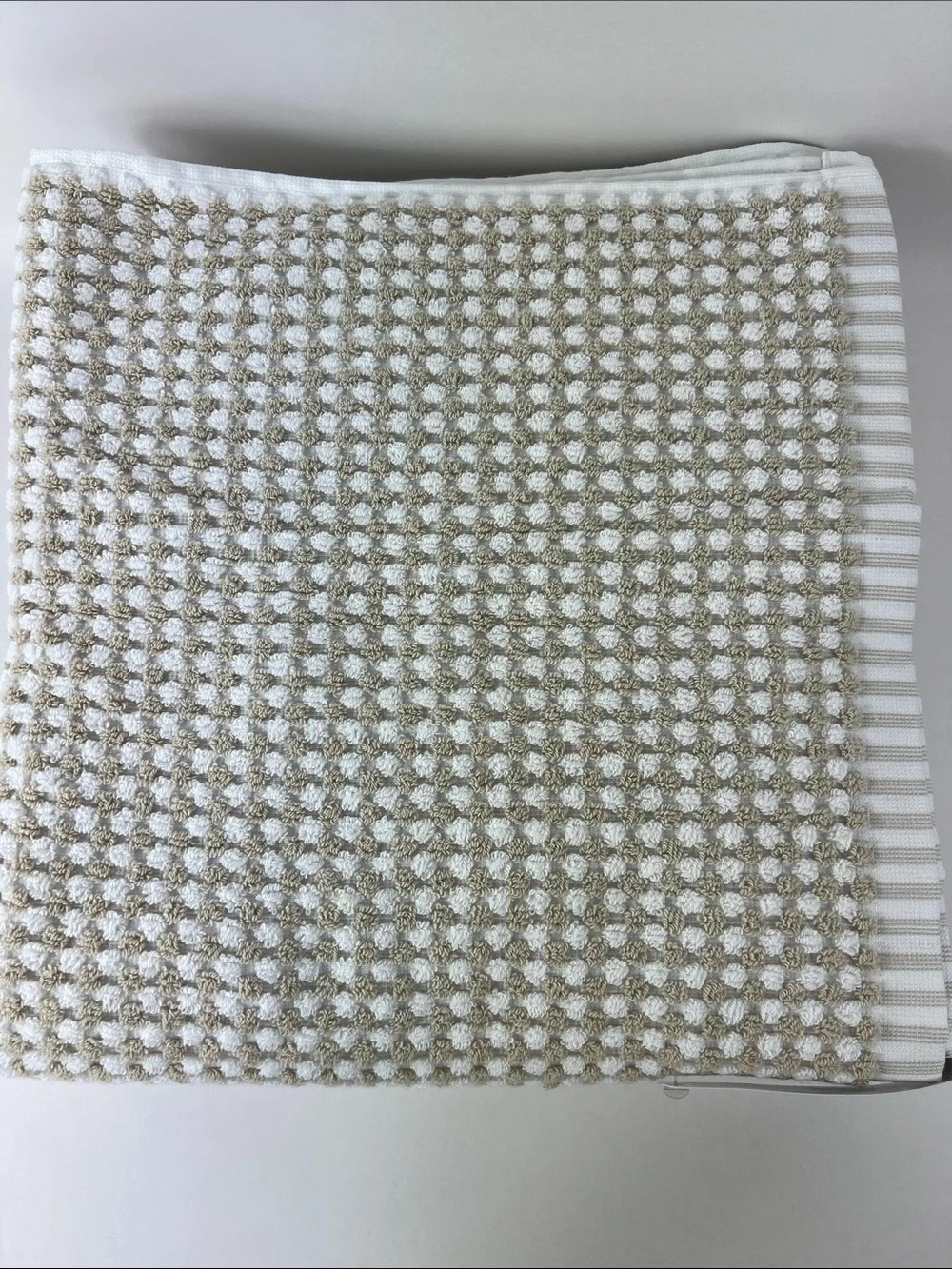 DKNY Bath Towels Tan White Textured Dots 2 Soft Cotton 2 Pc Set NEW